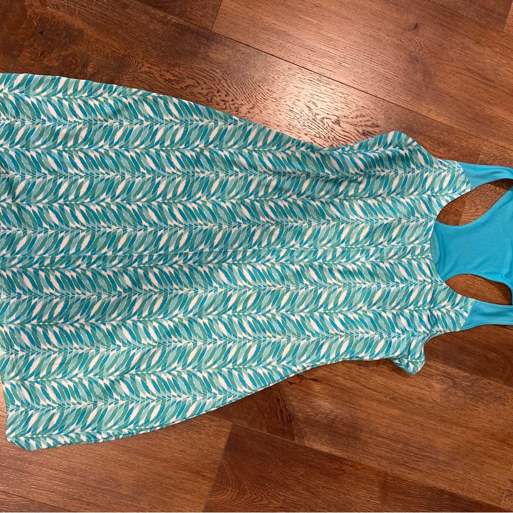 Columbia Turquoise Omni-Wick Top
